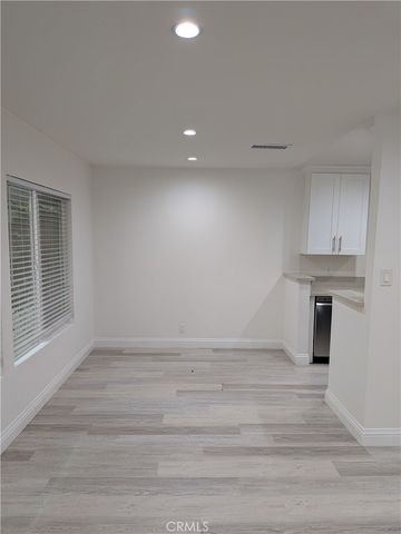 1019 6th Street 8, Santa Monica, CA 90403