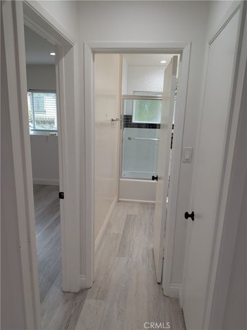 1019 6th Street 8, Santa Monica, CA 90403