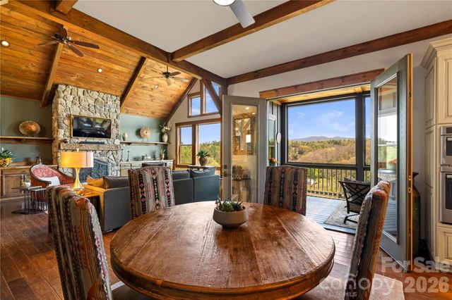 28 Gracie Lane, Weaverville, NC 28787