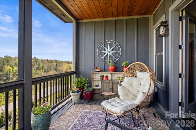 28 Gracie Lane, Weaverville, NC 28787