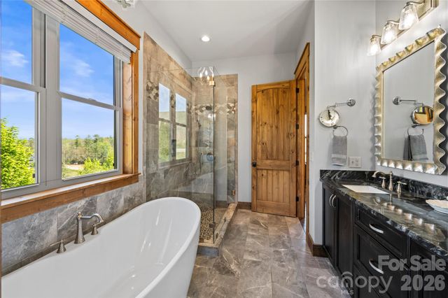 28 Gracie Lane, Weaverville, NC 28787