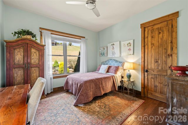 28 Gracie Lane, Weaverville, NC 28787
