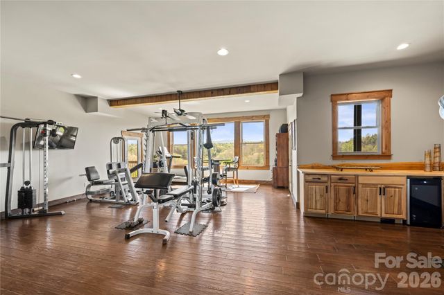 28 Gracie Lane, Weaverville, NC 28787