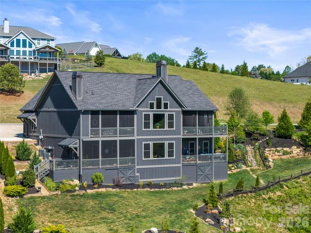 28 Gracie Lane, Weaverville, NC 28787