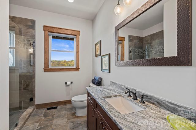28 Gracie Lane, Weaverville, NC 28787