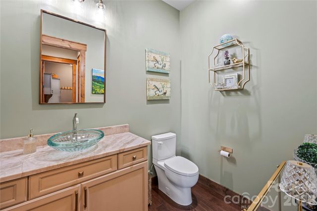 28 Gracie Lane, Weaverville, NC 28787