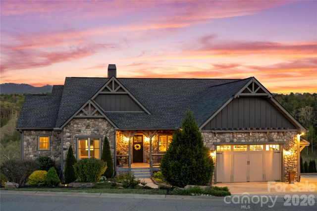 28 Gracie Lane, Weaverville, NC 28787