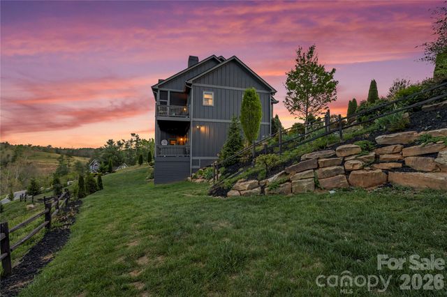28 Gracie Lane, Weaverville, NC 28787