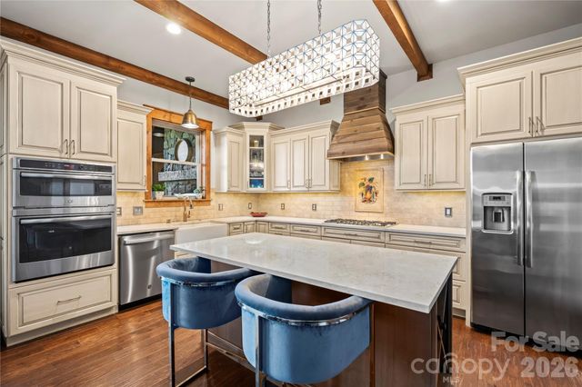 28 Gracie Lane, Weaverville, NC 28787