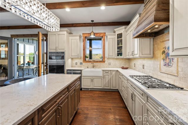 28 Gracie Lane, Weaverville, NC 28787