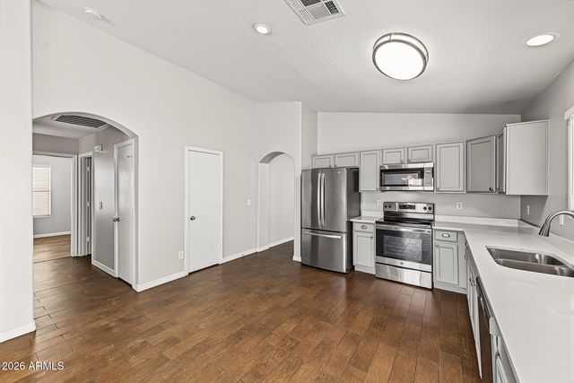 10238 W HESS Street, Tolleson, AZ 85353