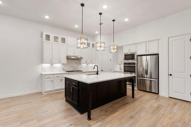 108 Salvia Star Court, Conroe, TX 77304