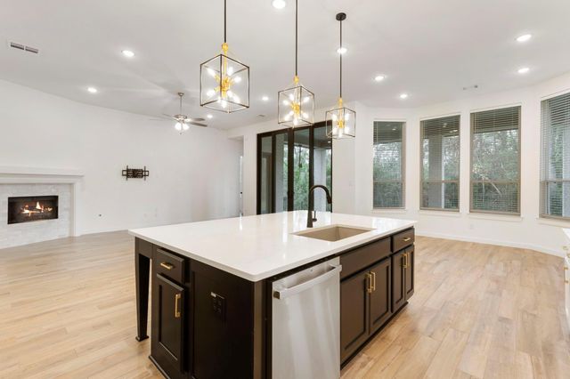 108 Salvia Star Court, Conroe, TX 77304