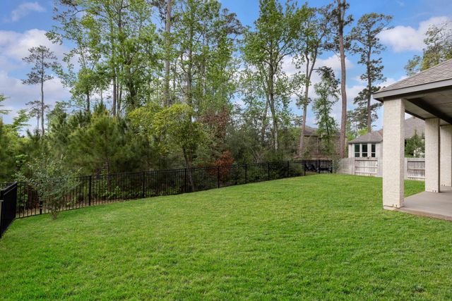 108 Salvia Star Court, Conroe, TX 77304