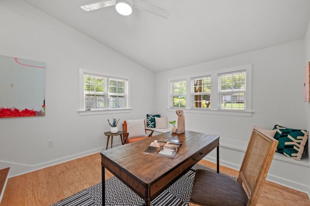 3713 Robinson Ave, Austin, TX 78722