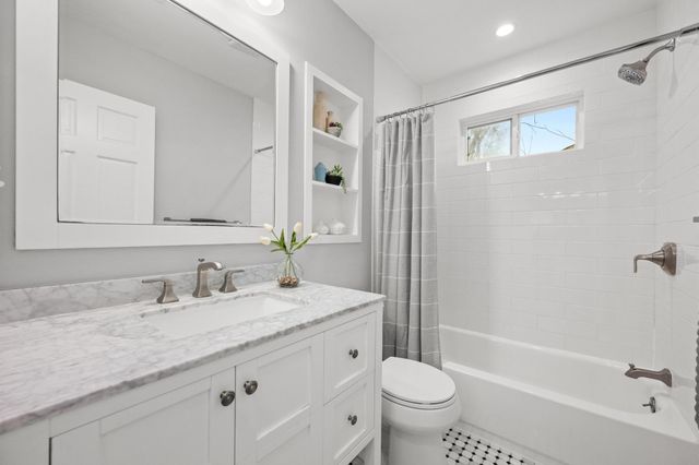 3713 Robinson Ave, Austin, TX 78722