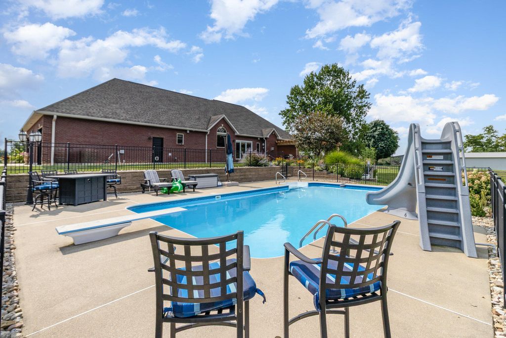 16145 Lebanon Crittenden Road, Verona, KY 41092