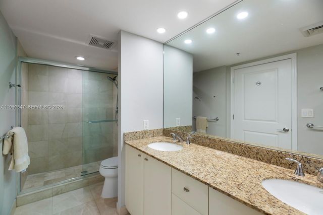 610 W Las Olas Blvd 2014N, Fort Lauderdale, FL 33312