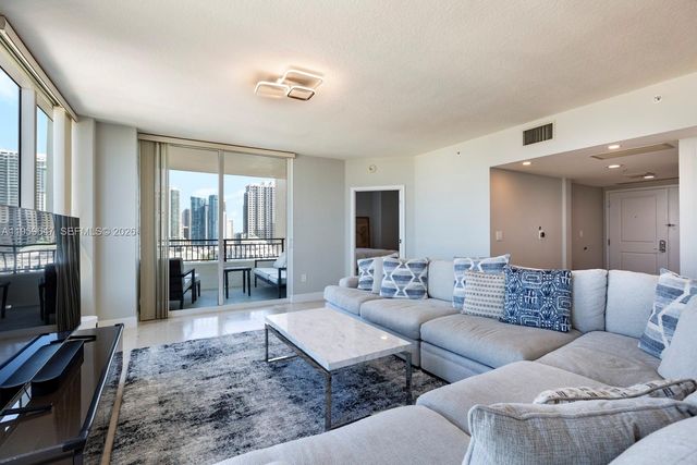 610 W Las Olas Blvd 2014N, Fort Lauderdale, FL 33312