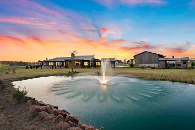 2036 High Meadow Court, Bartonville, TX 76226