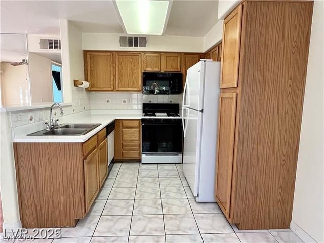 3101 Casey Drive 201, Las Vegas, NV 89120