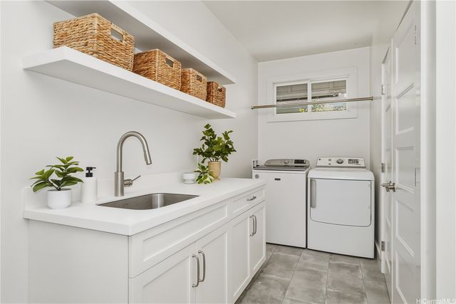 5872 Haleola Street, Honolulu, HI 96821