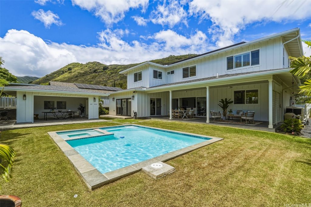 5872 Haleola Street, Honolulu, HI 96821
