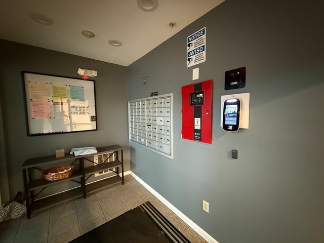 20 Heaths Ct 401, Lynn, MA 01905
