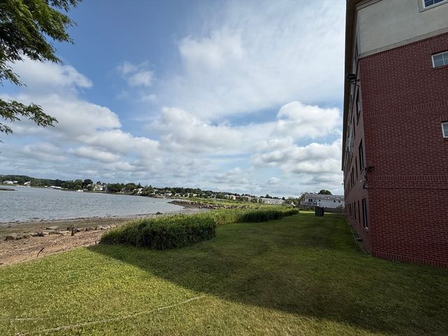 20 Heaths Ct 401, Lynn, MA 01905