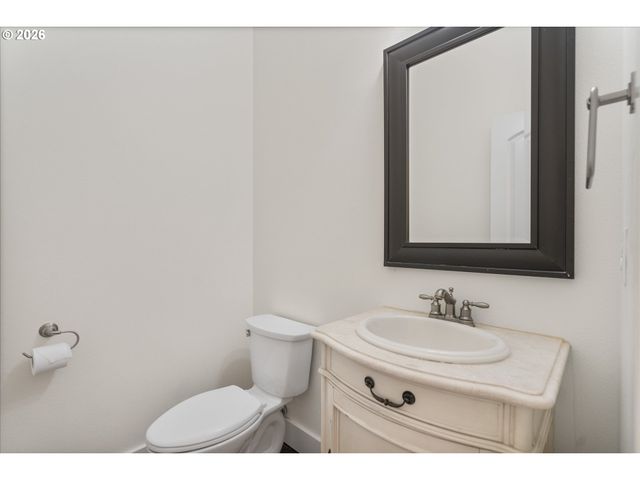 9935 Sw 52ND Ave, Portland, OR 97219