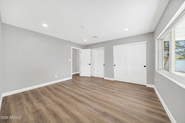 8219 E WHITTON Avenue, Scottsdale, AZ 85251