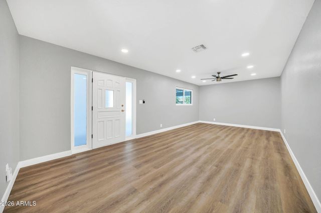 8219 E WHITTON Avenue, Scottsdale, AZ 85251