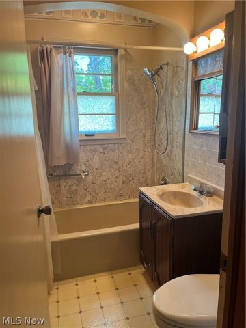 708 Allen Avenue, Ashtabula, OH 44004