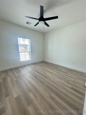 1818 Boxer Lane, Durant, OK 74701