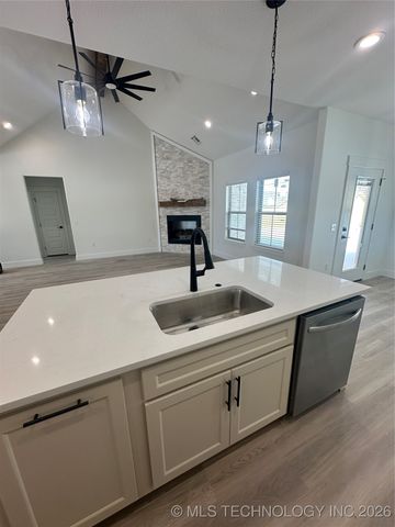 1818 Boxer Lane, Durant, OK 74701