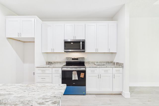 1740 Madden Avenue SW, Palm Bay, FL 32908