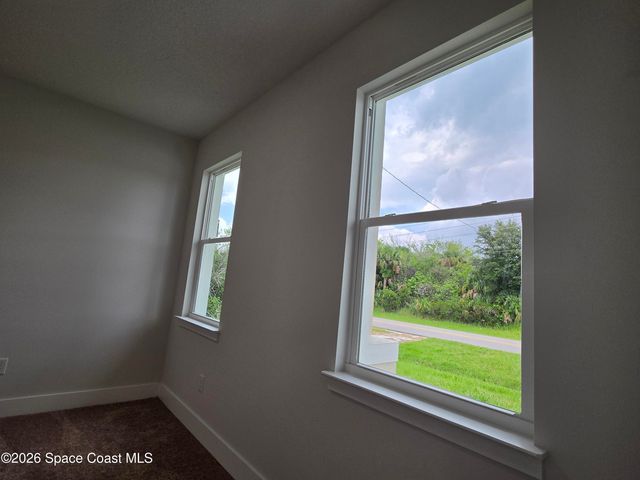 1740 Madden Avenue SW, Palm Bay, FL 32908