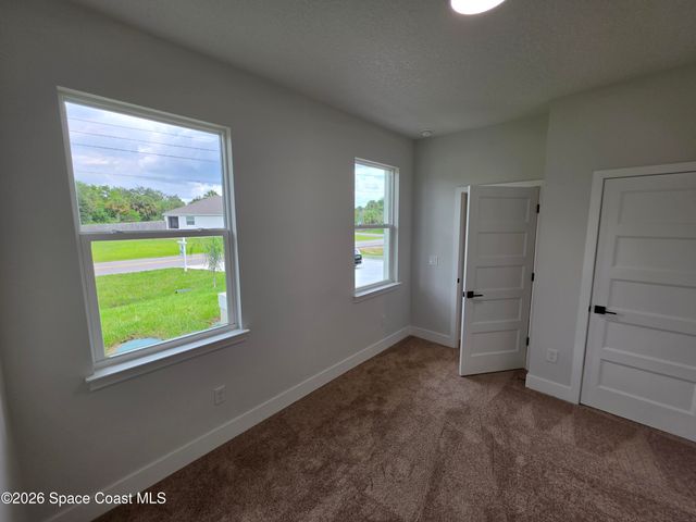 1740 Madden Avenue SW, Palm Bay, FL 32908