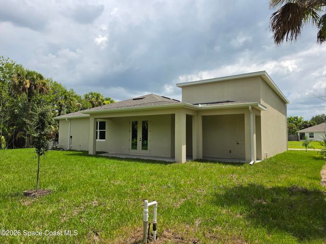 1740 Madden Avenue SW, Palm Bay, FL 32908