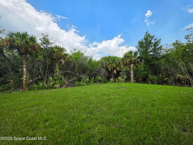 1740 Madden Avenue SW, Palm Bay, FL 32908
