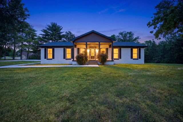 6716 Cool Springs Rd, Thompsons Station, TN 37179