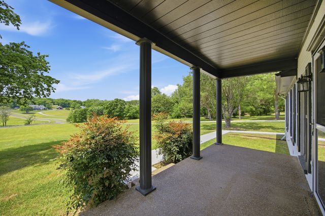6716 Cool Springs Rd, Thompsons Station, TN 37179