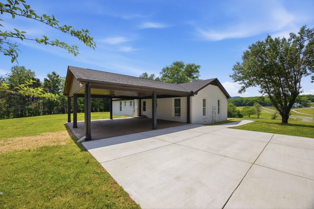 6716 Cool Springs Rd, Thompsons Station, TN 37179