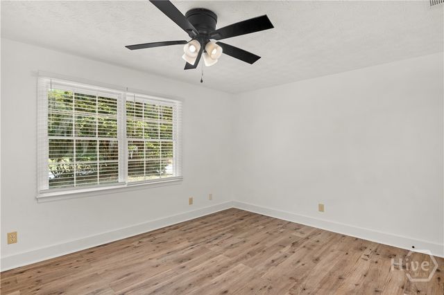 13 Barrington Circle, Savannah, GA 31419