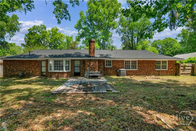 13 Barrington Circle, Savannah, GA 31419