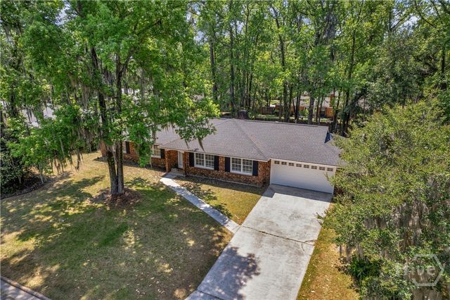 13 Barrington Circle, Savannah, GA 31419
