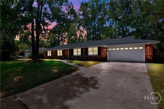 13 Barrington Circle, Savannah, GA 31419