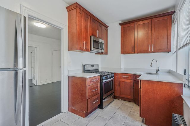 1754 Seward Avenue, Bronx, NY 10473