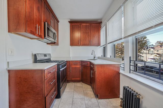 1754 Seward Avenue, Bronx, NY 10473