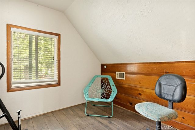 2667 Hunsaker, Running Springs, CA 92382